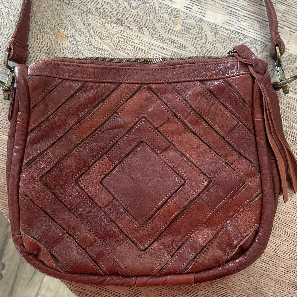 Monserat De Lucca Benecio Crossbody Leather Bag Purse - Picture 8 of 16